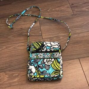 Vera bradley crossbody